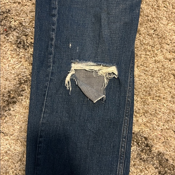 Abercrombie & Fitch The Ankle Straight Ultra High Rise medium wash jeans size 8 - Picture 6 of 7